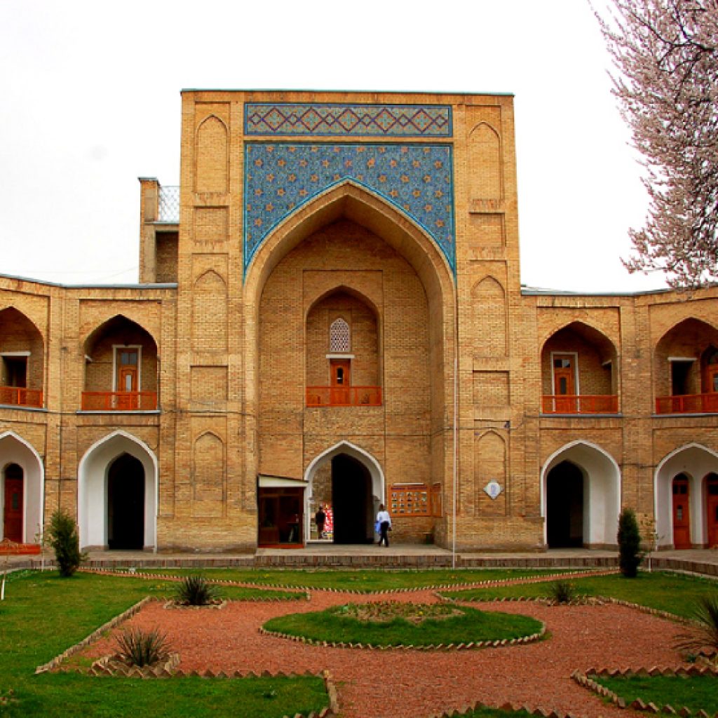 kukeldash madrasah in tashkent